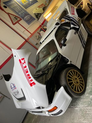 Lot 2 - RS200 Tribute