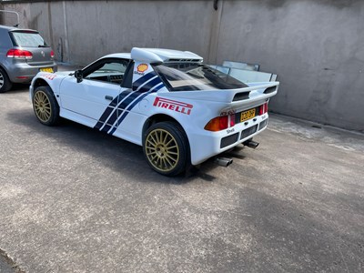 Lot 2 - RS200 Tribute