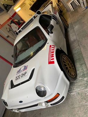 Lot 2 - RS200 Tribute