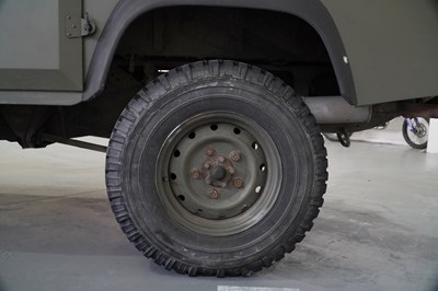 Lot 142 - 1998 Land Rover Defender Wolf 110 REMUS