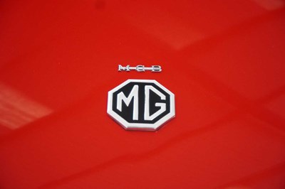 Lot 123 - 1972 MG B Roadster