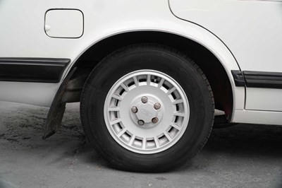 Lot 143 - 1985 Ford Granada MK2 2.8GL Estate Auto