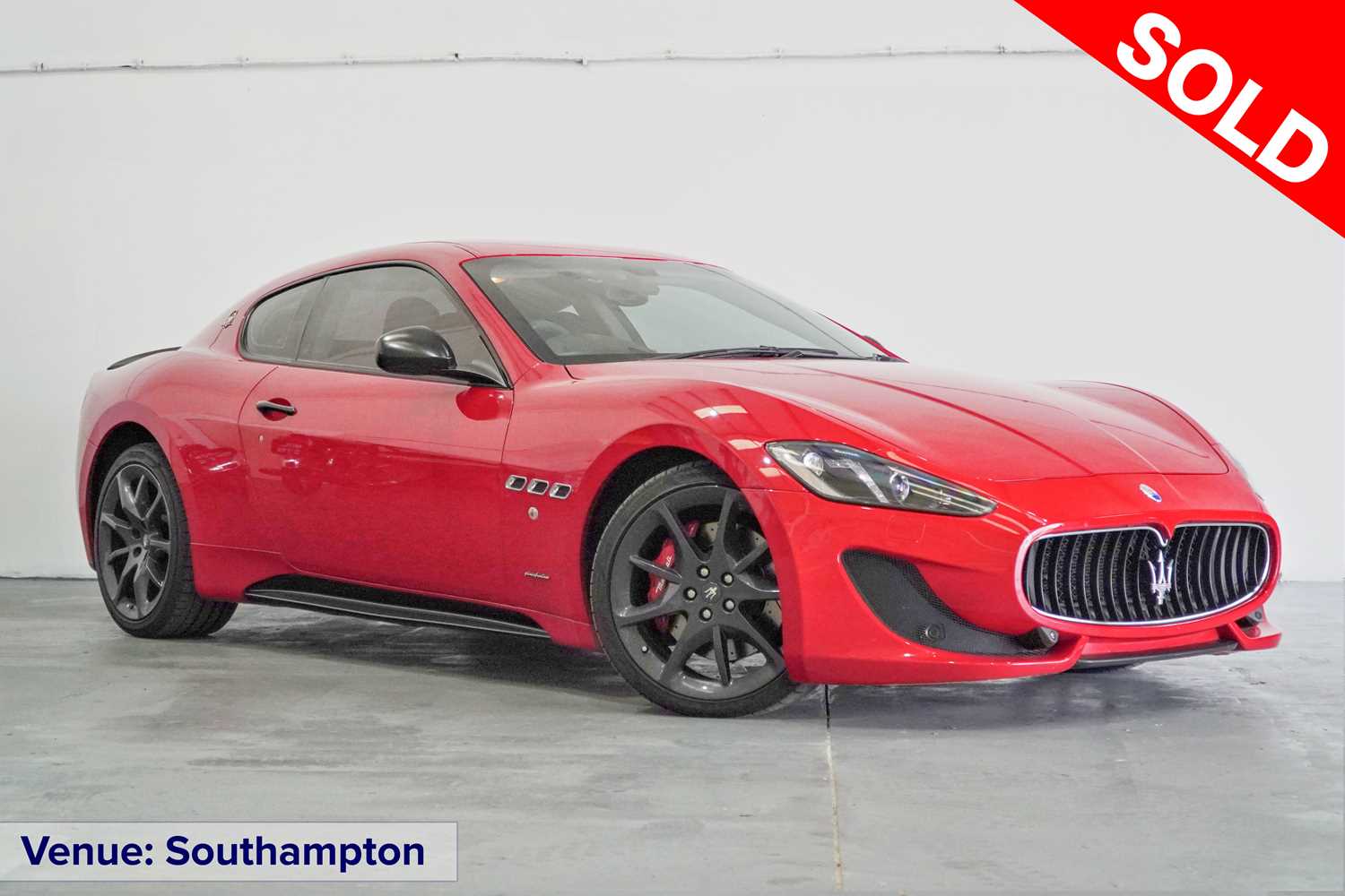 Lot 124 - 2013 Maserati GranTurismo Sport S-A