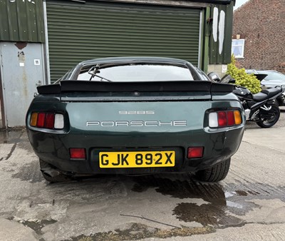 Lot 5 - 1982 Porsche 928S Manual