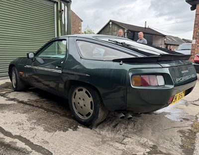 Lot 5 - 1982 Porsche 928S Manual