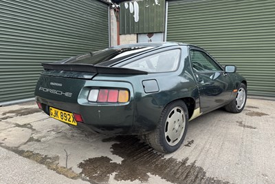 Lot 5 - 1982 Porsche 928S Manual