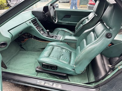 Lot 5 - 1982 Porsche 928S Manual