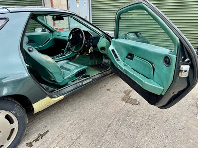 Lot 5 - 1982 Porsche 928S Manual