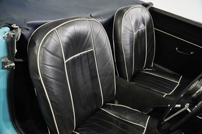 Lot 135 - 1964 MG B Roadster