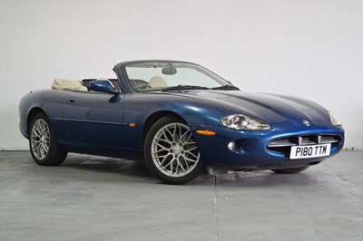 Lot 121 - 1997 Jaguar XK8 Convertible