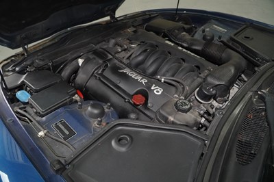 Lot 121 - 1997 Jaguar XK8 Convertible
