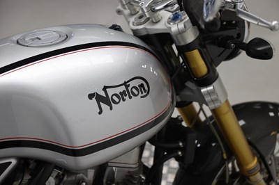 Lot 2011 Norton Commando 961 Café Racer