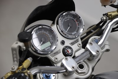 Lot 2011 Norton Commando 961 Café Racer