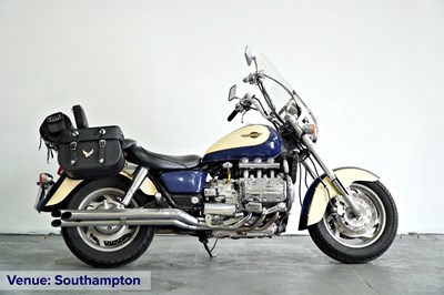 Lot 104 - 1998 Honda Valkyrie