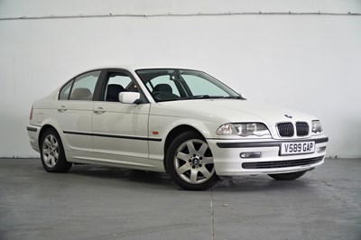 Lot 117 - 1999 BMW 323I SE