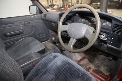 Lot 1997 Toyota Hilux 2.4 4WD