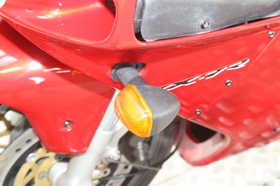Lot 1999 Kawasaki ZX-7R Ninja