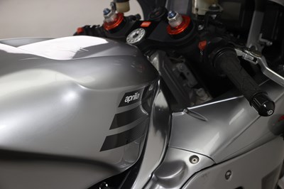 Lot 2005 Aprilia RSV Mille