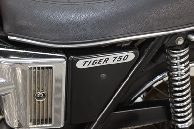 Lot 1976 Triumph TR7 Tiger