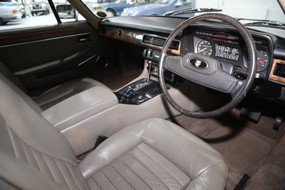 Lot 1986 Jaguar XJ-S 5.3 Coupe