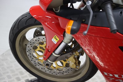 Lot 1998 Ducati 748
