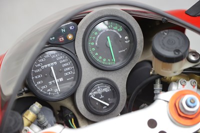 Lot 1998 Ducati 748
