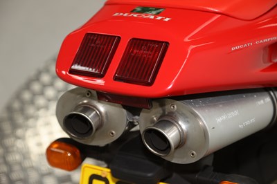 Lot 1998 Ducati 748