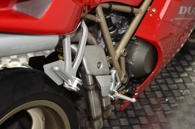 Lot 1998 Ducati 748