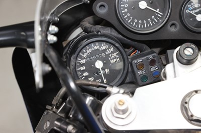 Lot 1996 Honda VFR400