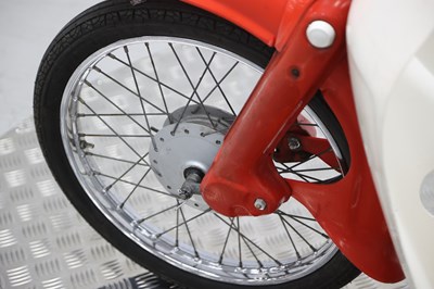 Lot 1982 Honda C70