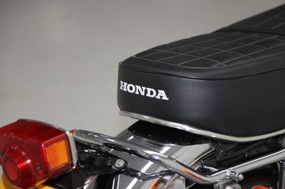 Lot 1975 Honda CB750