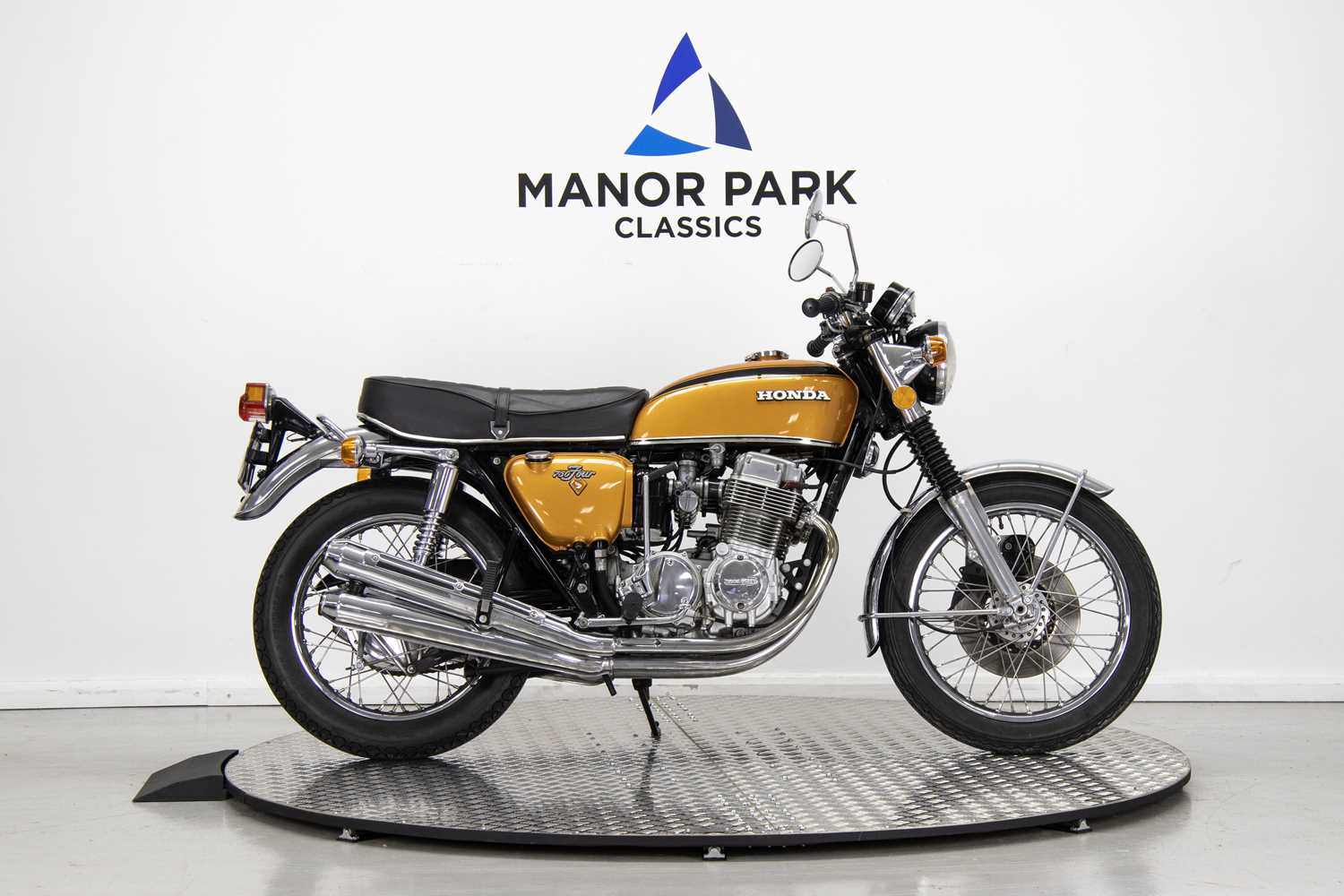 Lot 1975 Honda CB750