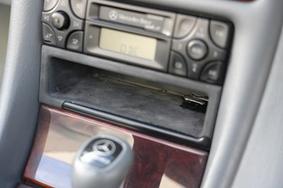 Lot 2000 Mercedes CLK 430 Elegance