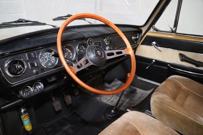 Lot 1973 Austin Victoria De Luxe
