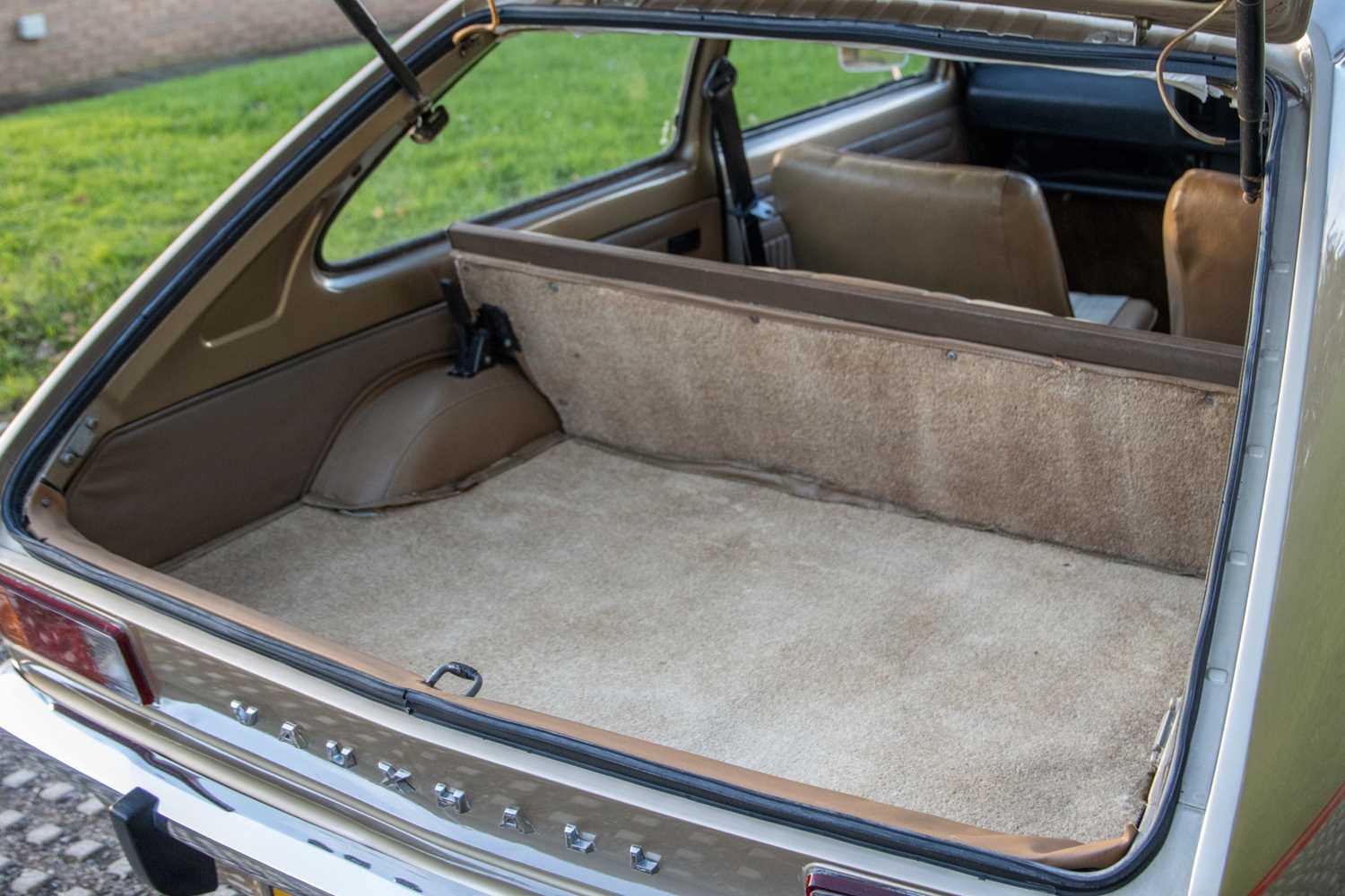 Lot 35 - 1975 Vauxhall Chevette