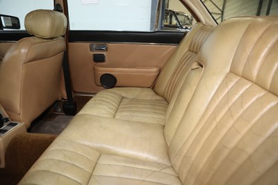 Lot 224 - 1978 Daimler Sovereign 4.2 LWB
