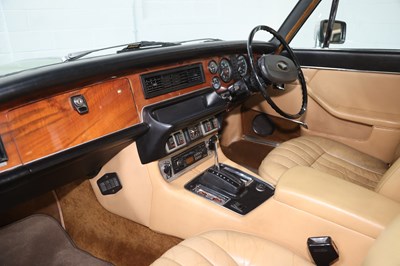 Lot 224 - 1978 Daimler Sovereign 4.2 LWB