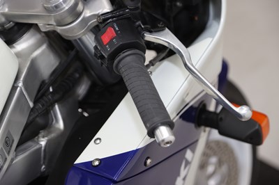 Lot 80 - 1988 Suzuki GSXR750J Slingshot