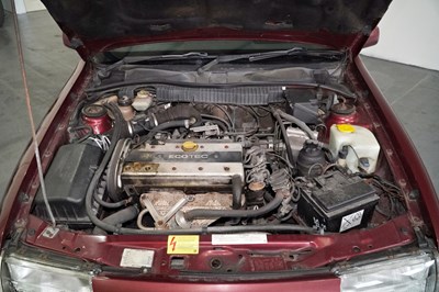 Lot 129 - 1995 Vauxhall Cavalier 2.0 CDX Saloon
