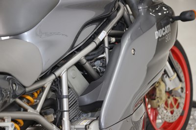 Lot 17 - 2002 Ducati 900 SS Senna Tribute