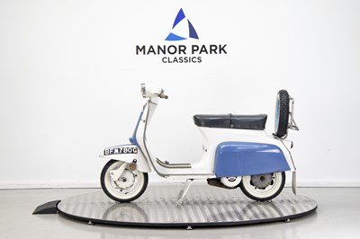 Lot 26 - 1969 Lambretta J125 Super Starstream