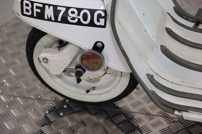 Lot 26 - 1969 Lambretta J125 Super Starstream