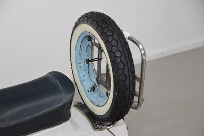Lot 26 - 1969 Lambretta J125 Super Starstream