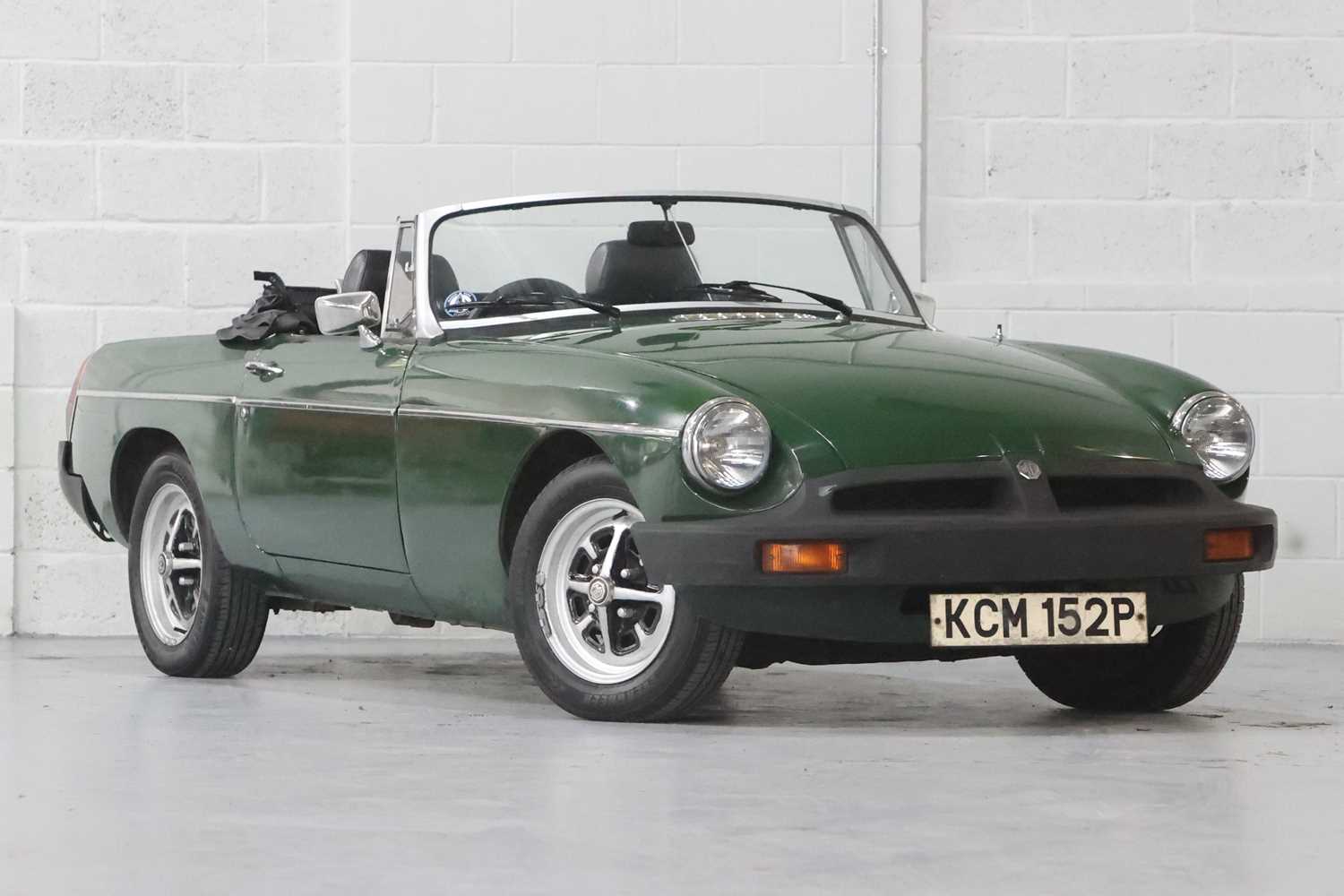 Lot 291 - 1976 MG B Roadster