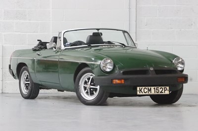 Lot 1976 MG B Roadster