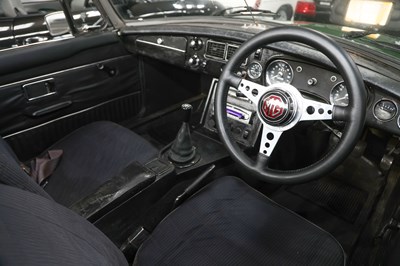 Lot 291 - 1976 MG B Roadster