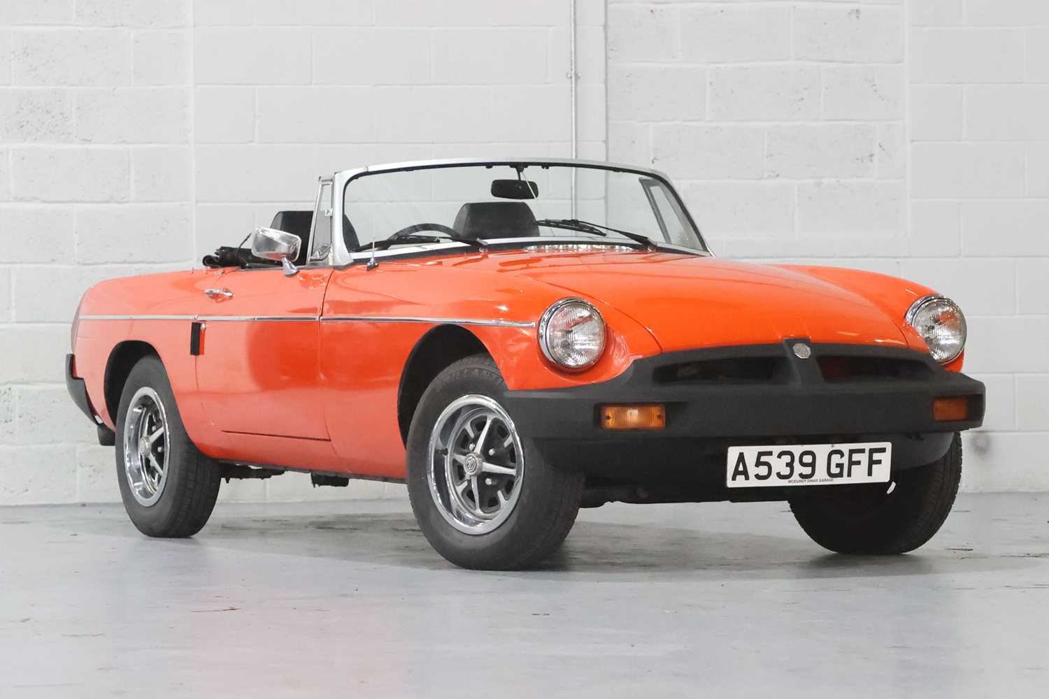 Lot 266 - 1984 MG B Roadster