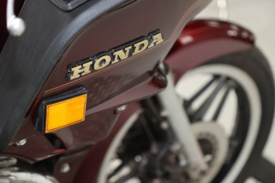 Lot 84 - 1983 Honda GL500 DC Silver Wing