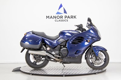 Lot 2000 Triumph Trophy 900