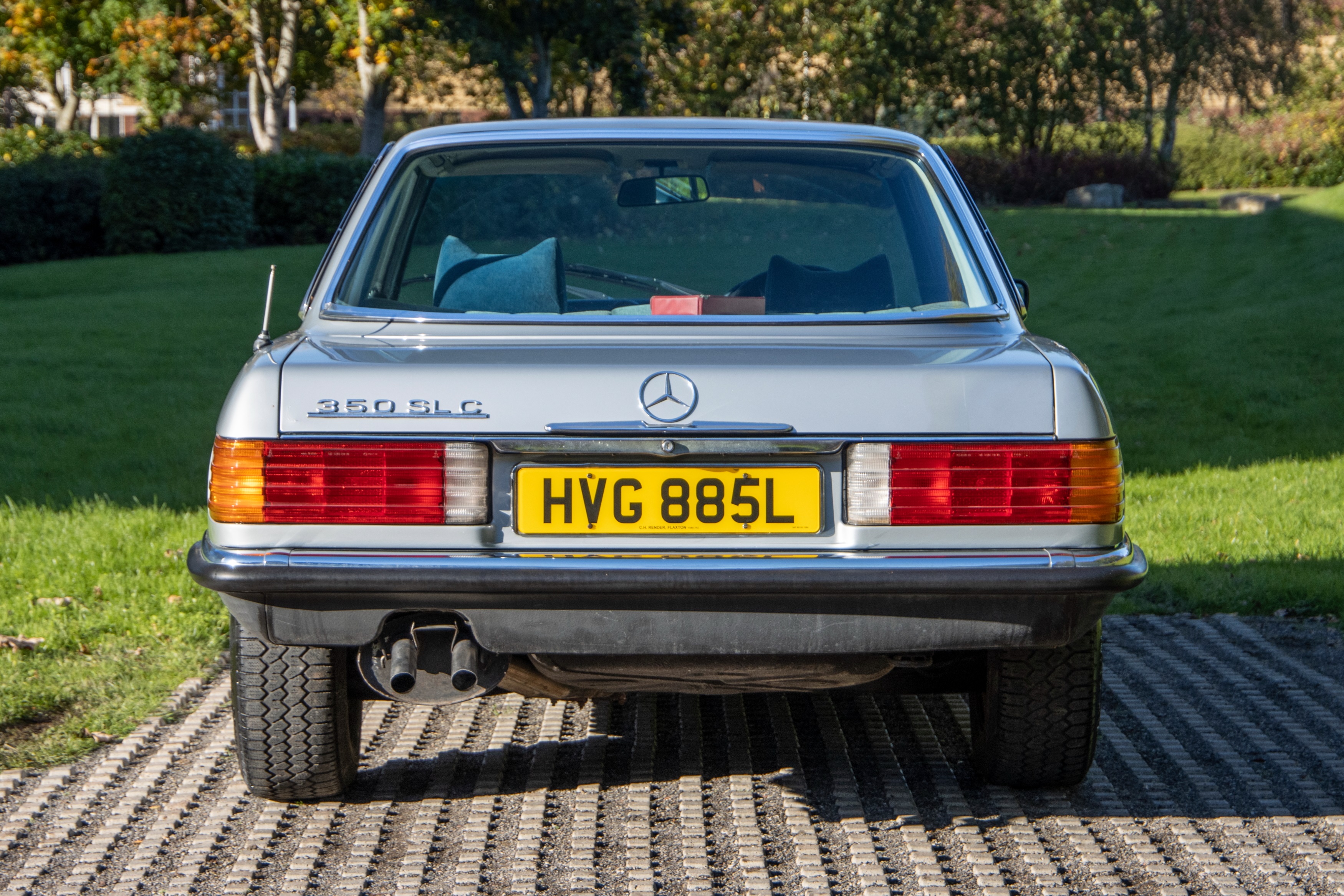 Lot 72 - 1973 Mercedes-Benz 350 SLC